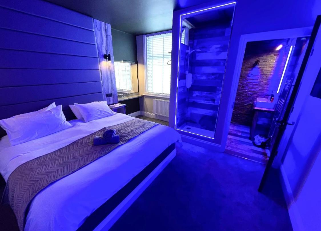 Breeze Suites - Luxury Group Accom - Sleeps 19 Blackpool Kültér fotó