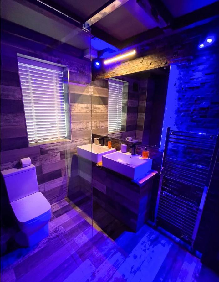 Breeze Suites - Luxury Group Accom - Sleeps 19 Blackpool Kültér fotó