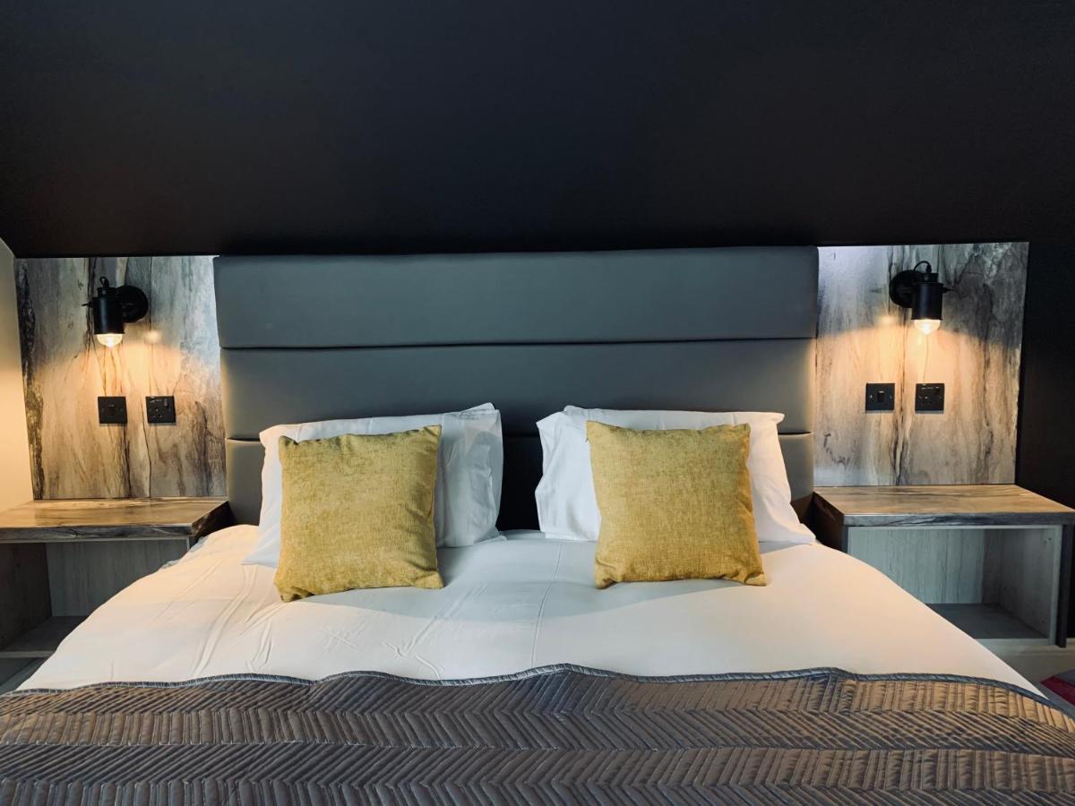 Breeze Suites - Luxury Group Accom - Sleeps 19 Blackpool Kültér fotó