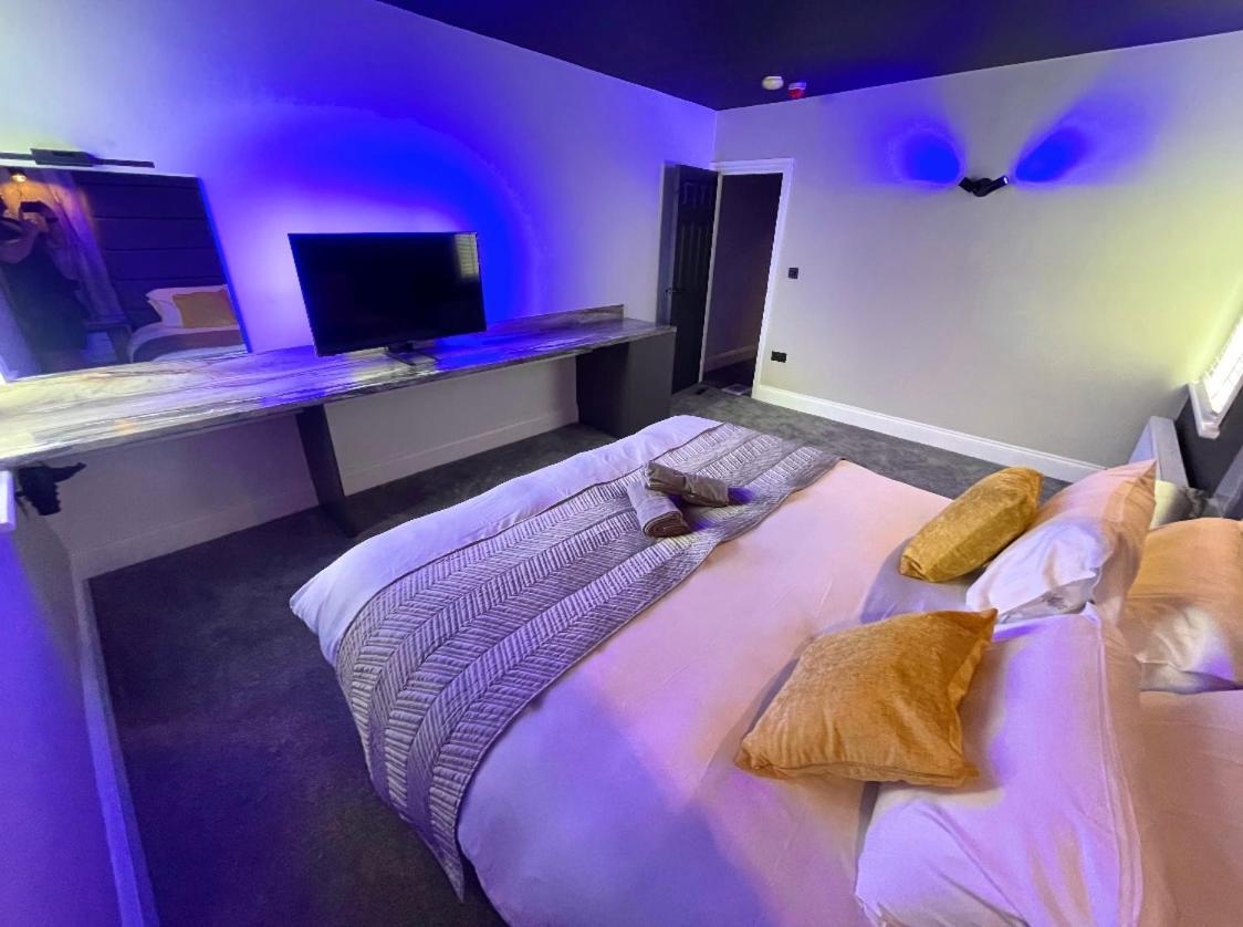 Breeze Suites - Luxury Group Accom - Sleeps 19 Blackpool Kültér fotó