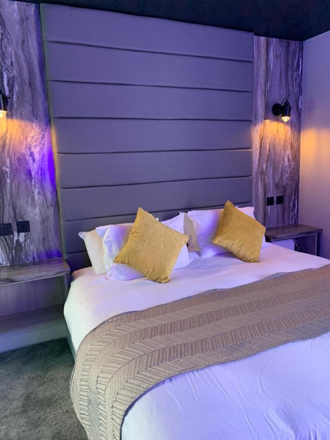 Breeze Suites - Luxury Group Accom - Sleeps 19 Blackpool Kültér fotó